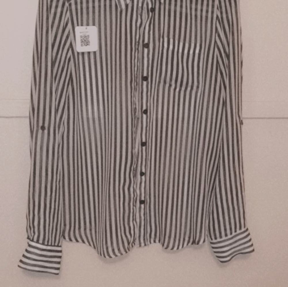 Winter green pin strip blouse